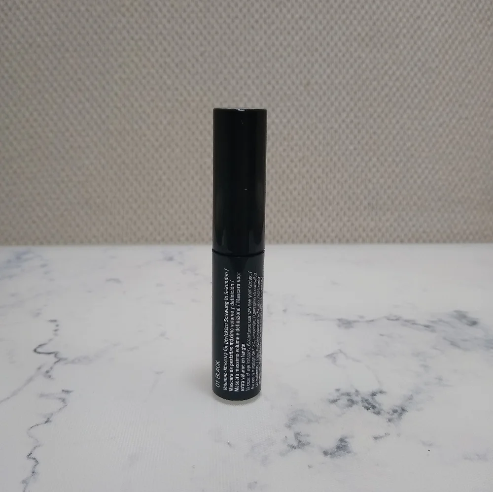 New Clinique Gigh Impact Mascara 01 Black Travel Size .14 Oz